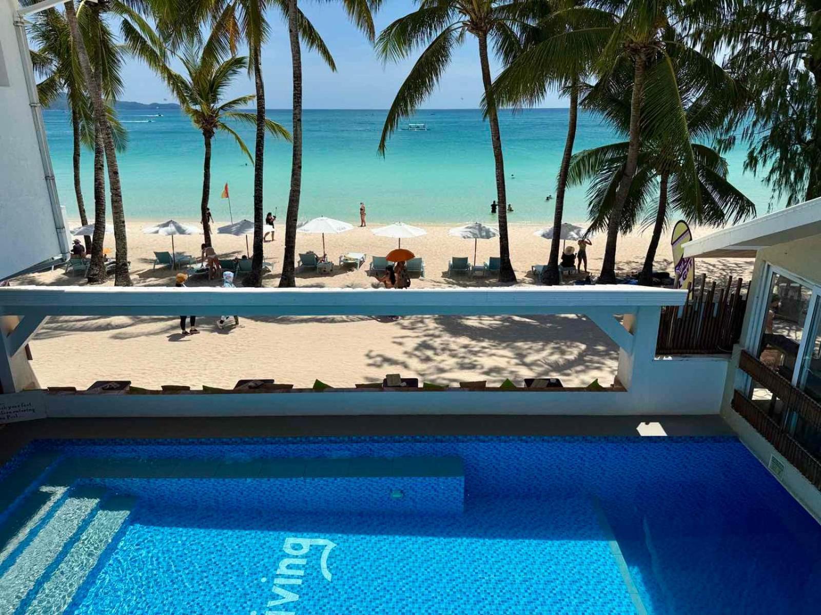 Calypso Beach And Dive Resort Manoc-Manoc Exterior photo